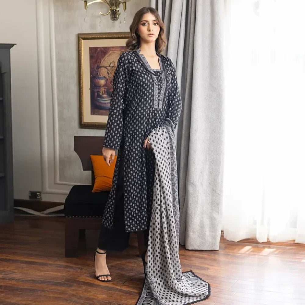 Unstitched 3Pcs Printed Lawn – DSNV1702