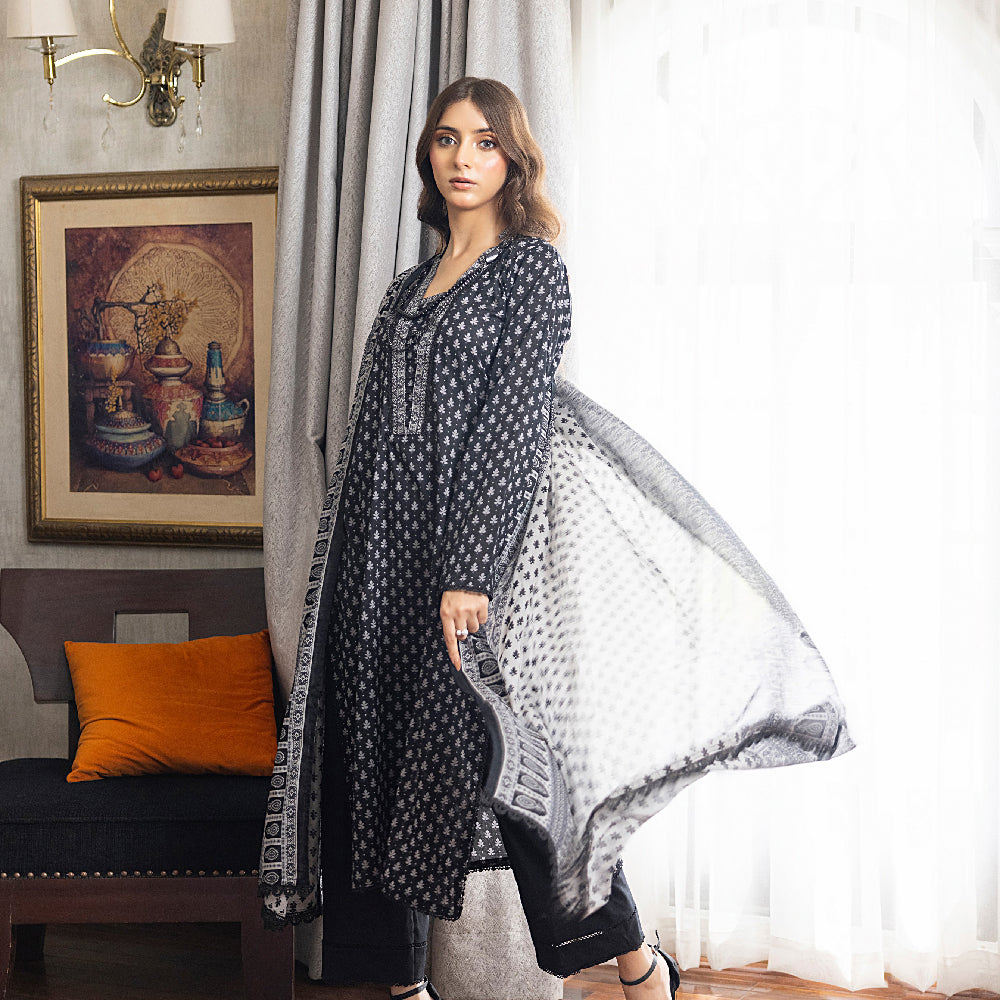 Unstitched 3Pcs Printed Lawn – DSNV1702