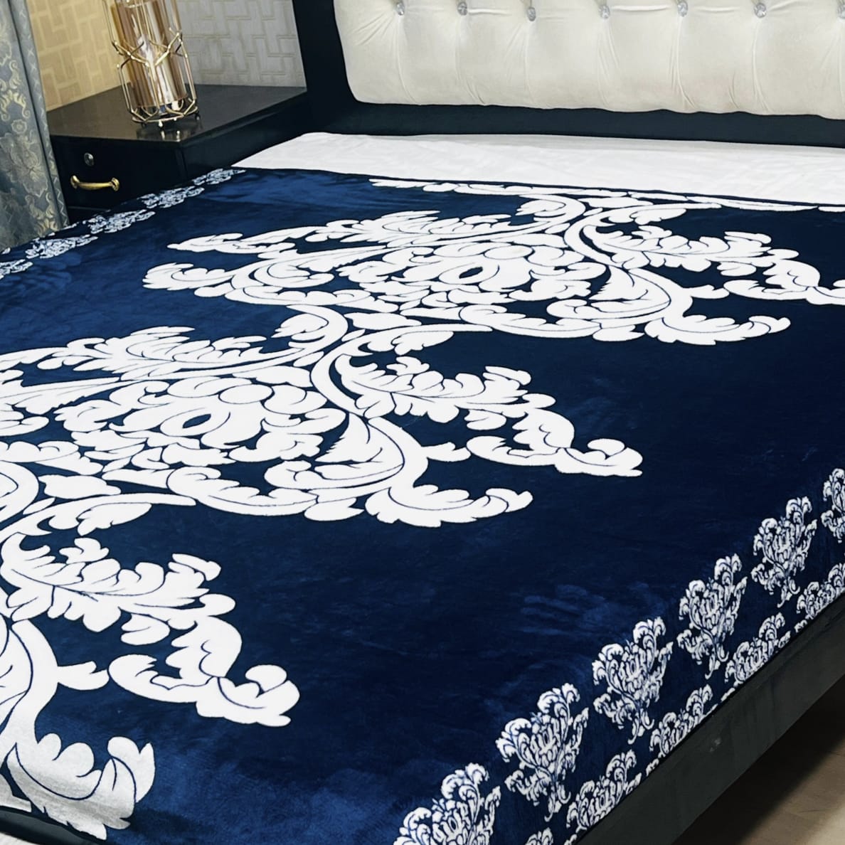 Damask AC Fleece Blanket