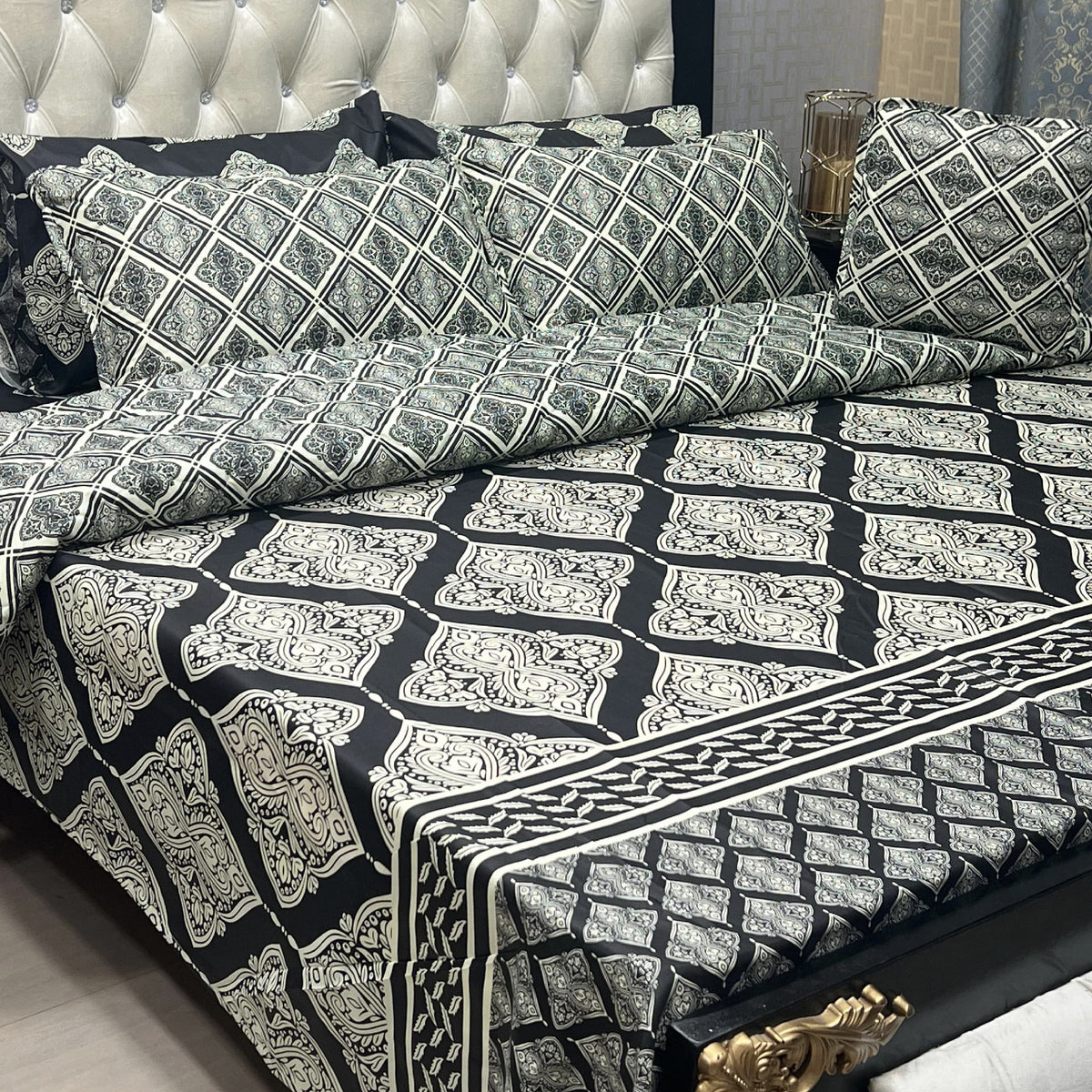 Floral Fusion 7Pcs Comforter Set